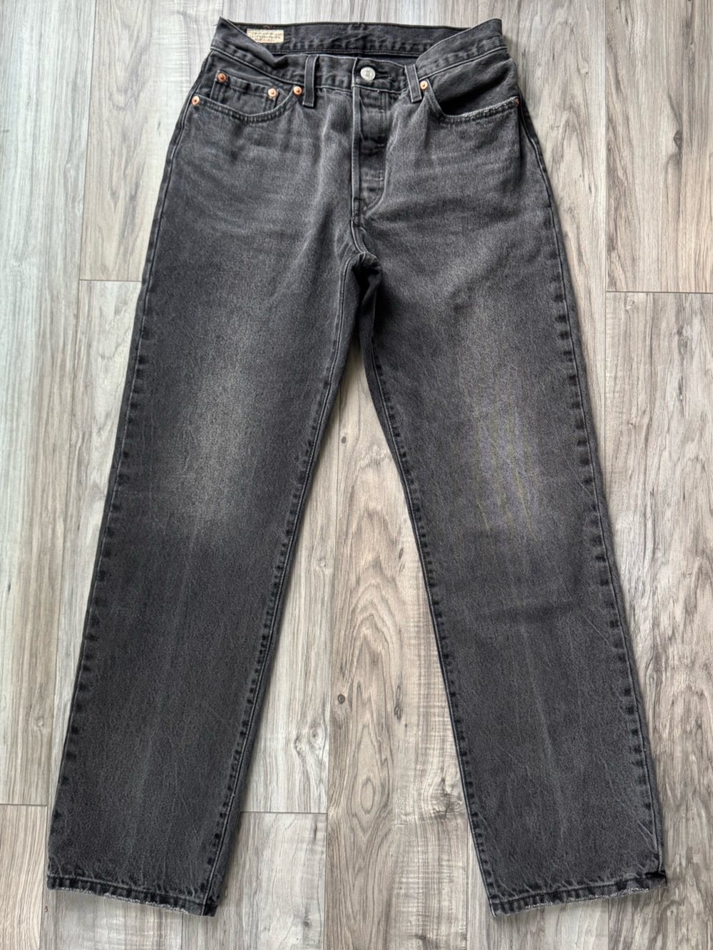 Levi's Women's 501 90s Straight Leg Jeans